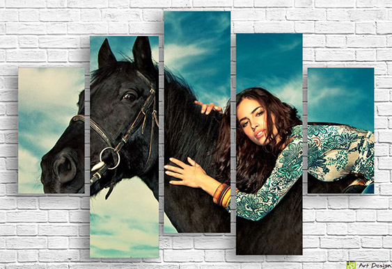 🐎 Tablou modular Fată și cal negru pe fundal de cer