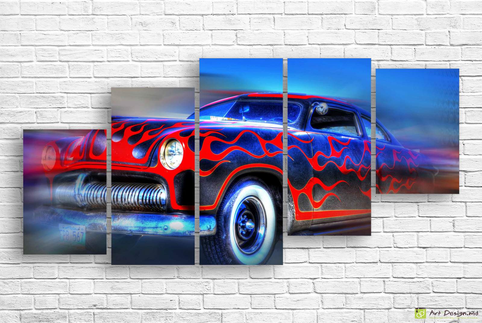 Tablou Multicanvas - Roșu pe albastru