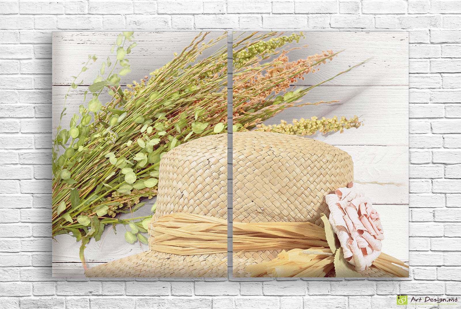 Модульная картина - Элегантная шляпа и цветы