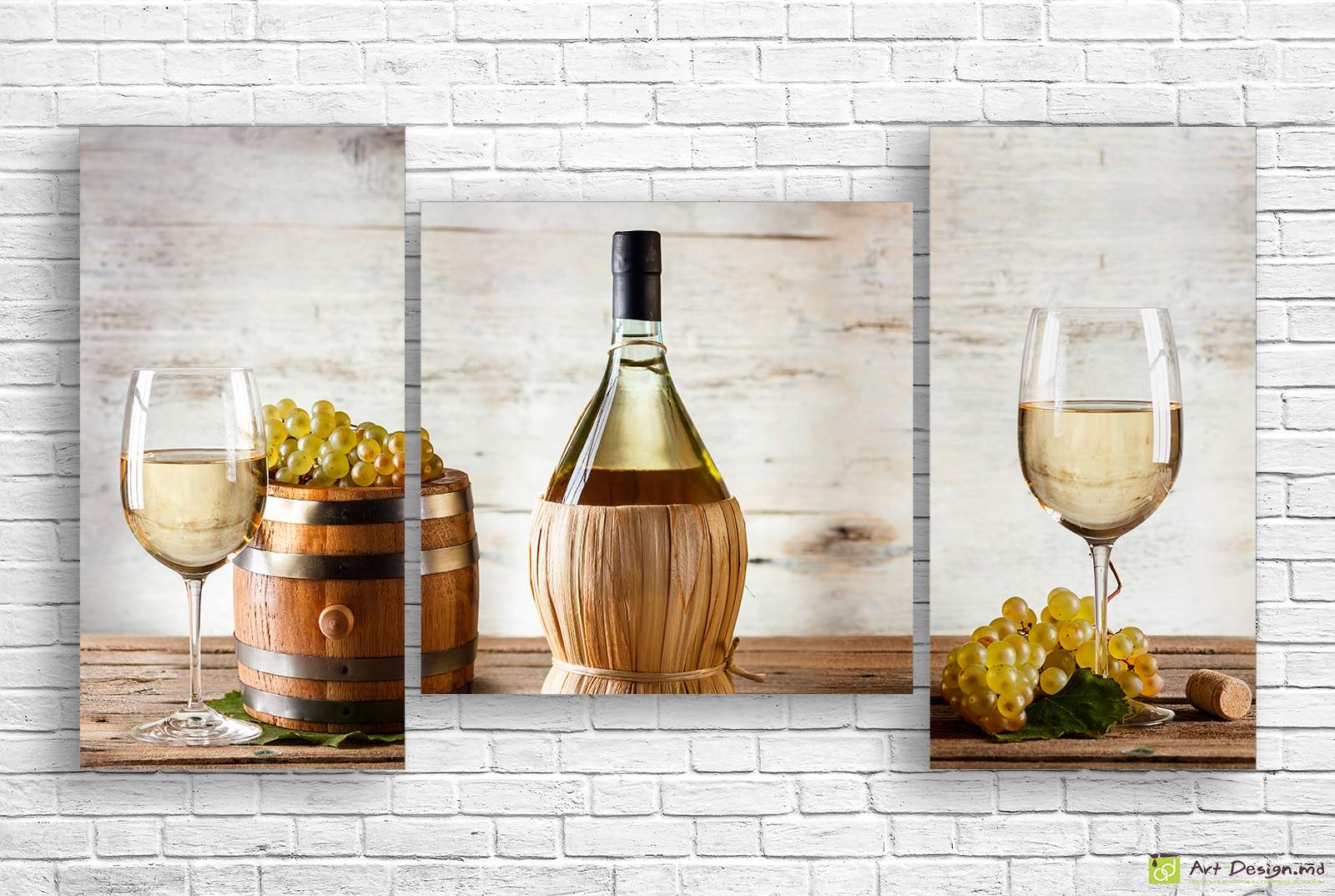 Tablou multicanvas -O pahar si o sticla de vin alb