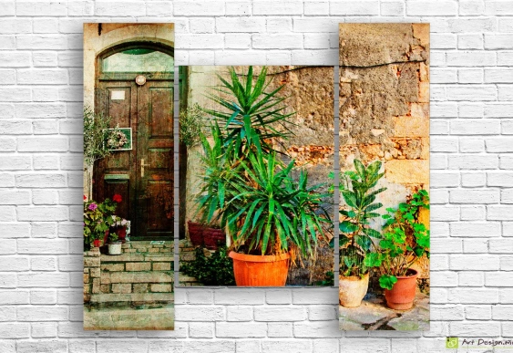 Imagine modulară - Casele antice și verzi din Italia