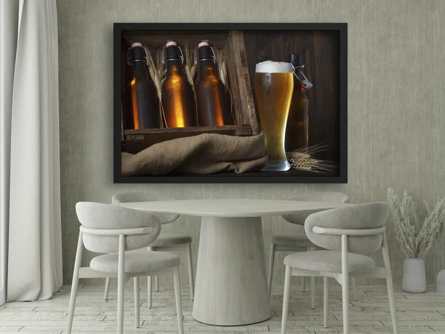 🌾 Tablou cu bere artizanală în ramă albă