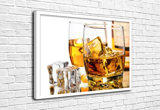 🥃 Tablou modern cu whisky și gheață, poster elegant cu ramă