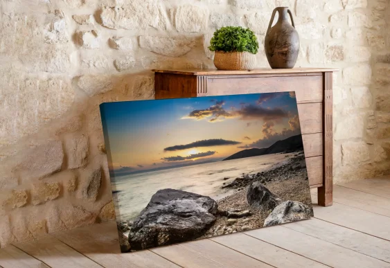 🌅 Tablou pe panza Tărmul mării cu stânci la apus
