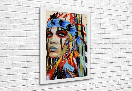 🪶 Tablou „Portret femeie cu pene stil etno”