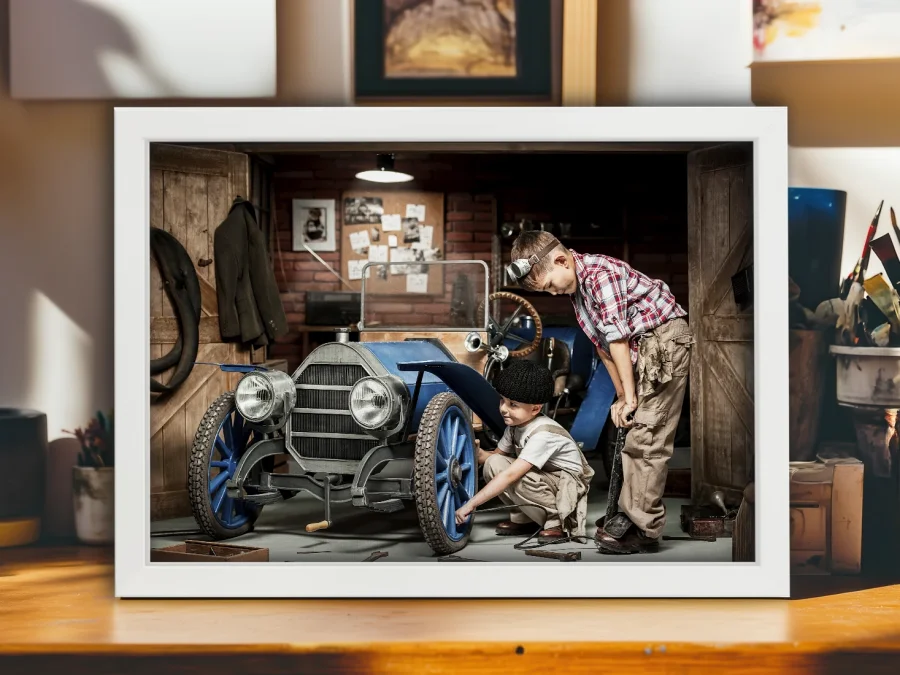 🛠️ Tablou cu copii și mașină retro în garaj