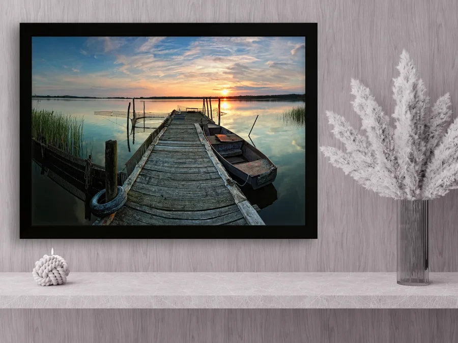 🌅 Tablou „Ponton pe lac la apus”