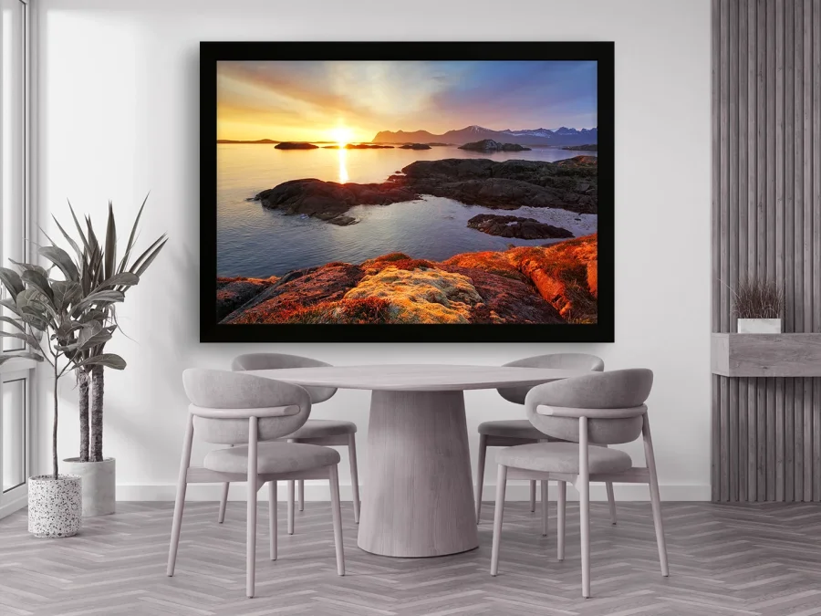 🌅 Картина «Скалистый берег на закате»