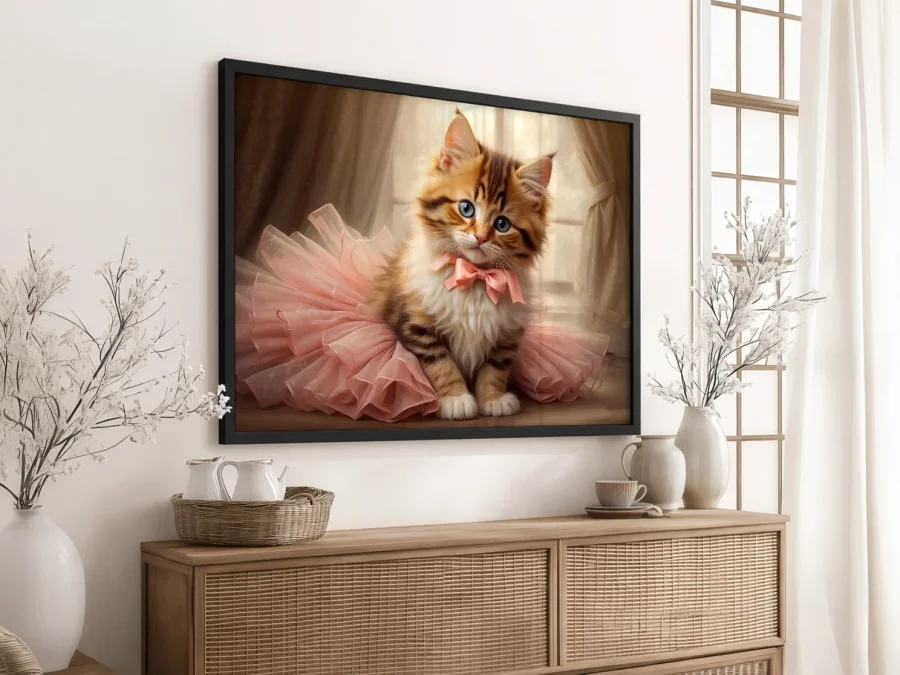 🐱 Милый котёнок в розовом платье