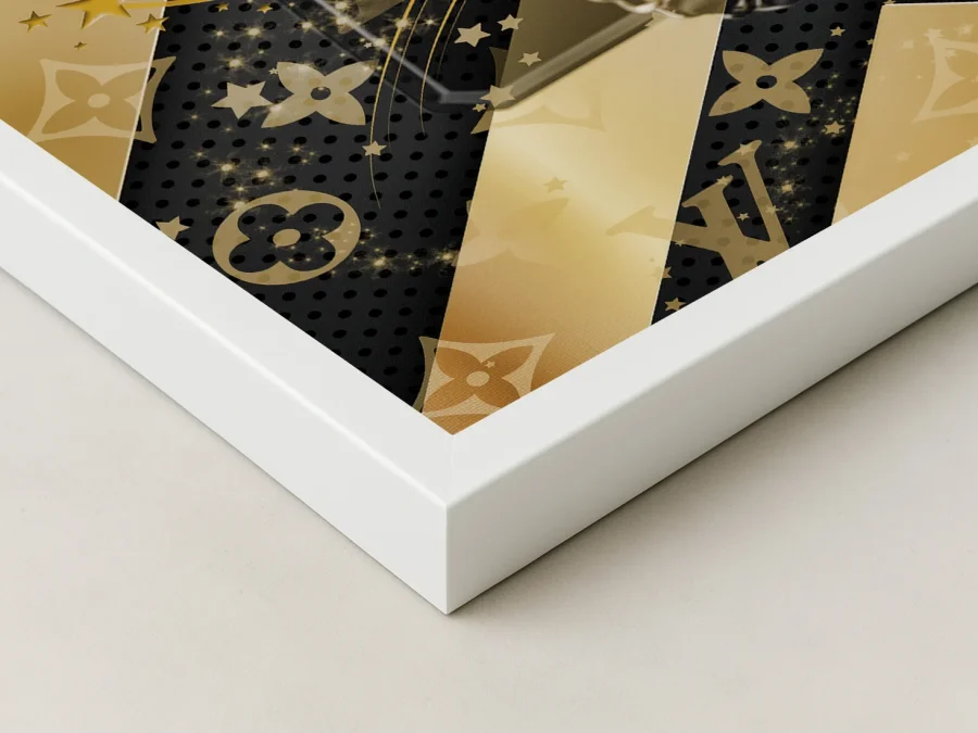 🌸 Картина на холсте Золотой флакон Chanel с розами